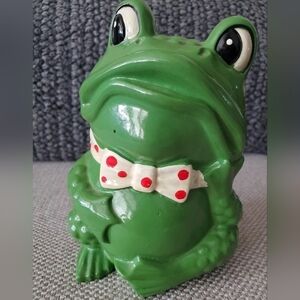 Collectable Kitsch molded plastic frog bank